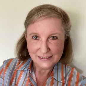 Dr. Ingrid Martens